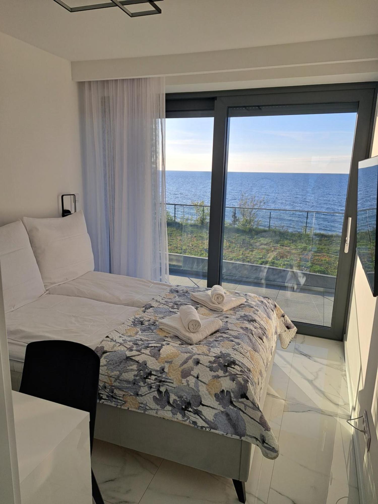 Apartament Z Widokiem Na Morze 5 B W Kompleksie Hevenia 레왈 외부 사진